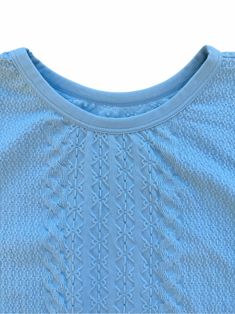 Light Blue Cable and Honeycomb Texture-Mapped Long-Sleeve Activewear Crop Top XL - Picture 4 of 6